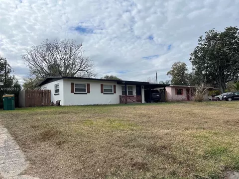 2253 Dordon Dr, Melbourne, FL 32935