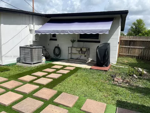 Exterior - 2253 Dordon Dr, Melbourne, FL 32935 photo 6 of 10
