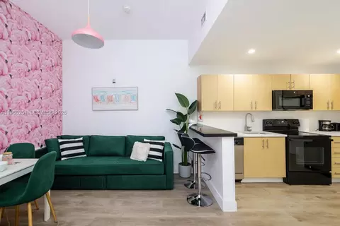 2129 Washington Ave #205, Miami Beach, FL 33139