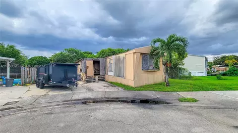 721 SW 134th Ter, Davie, FL 33325