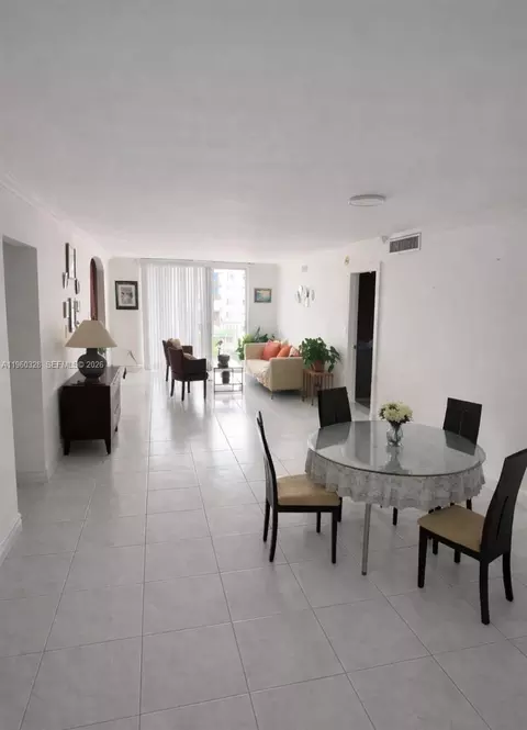 1470 NE 125th Ter #701, North Miami, FL 33161