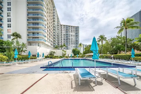 3800 S Ocean Dr #508, Hollywood, FL 33019