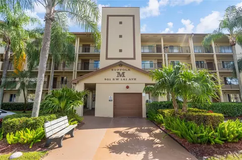 901 SW 141st Ave #405M, Pembroke Pines, FL 33027