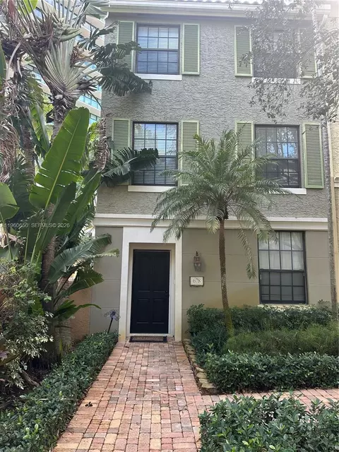 678 Fern St, West Palm Beach, FL 33401
