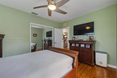 Other - Undisclosed, Surfside, FL 33154 photo 5 of 6