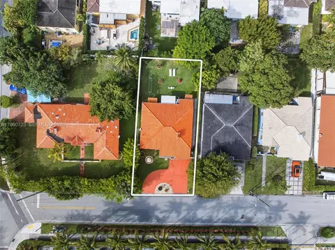 View/Area - Undisclosed, Surfside, FL 33154 photo 1 of 8