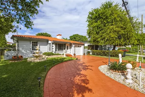 Exterior - Undisclosed, Surfside, FL 33154 photo 4 of 10