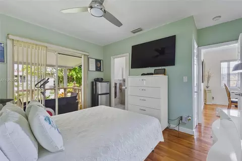 Bedroom - Undisclosed, Surfside, FL 33154 photo 2 of 4
