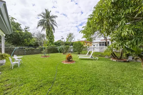 Exterior - Undisclosed, Surfside, FL 33154 photo 6 of 10
