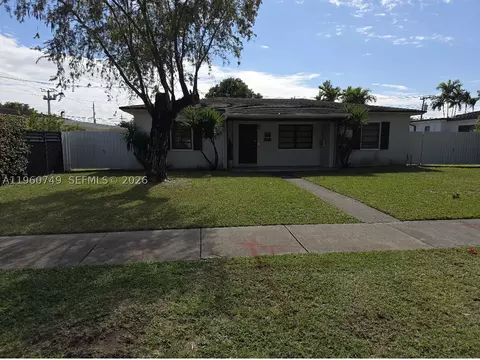 6710 SW 48th St, Miami, FL 33155