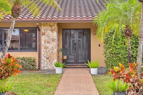 311 NW 101st Ter, Coral Springs, FL 33071