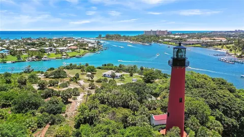 View/Area - 219 Colony Rd, Jupiter Inlet Colony, FL 33469 photo 21 of 22