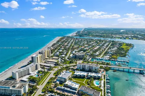 View/Area - 219 Colony Rd, Jupiter Inlet Colony, FL 33469 photo 20 of 22