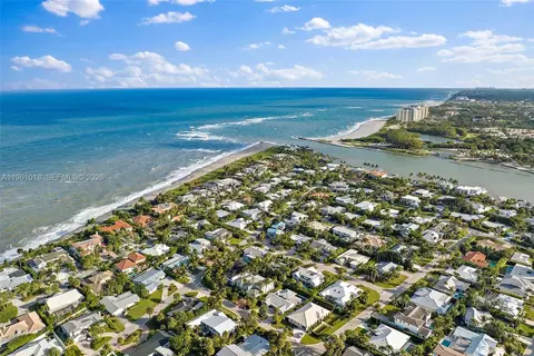View/Area - 219 Colony Rd, Jupiter Inlet Colony, FL 33469 photo 10 of 22