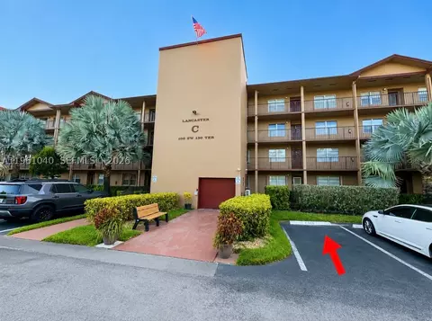 100 SW 130th Ter #109C, Pembroke Pines, FL 33027