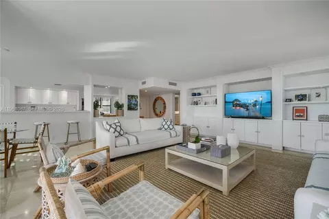 1111 Crandon Blvd #C406, Key Biscayne, FL 33149