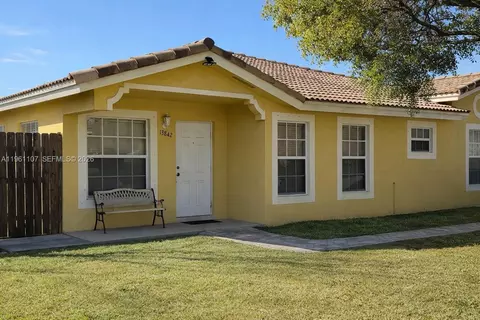 13842 SW 256th St, Homestead, FL 33032