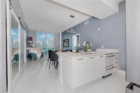 333 NE 24th St #1912, Miami, FL 33137