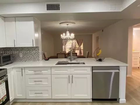 3305 Aruba Way #B1, Coconut Creek, FL 33066