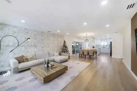 45 NE 124th Ter, North Miami, FL 33161