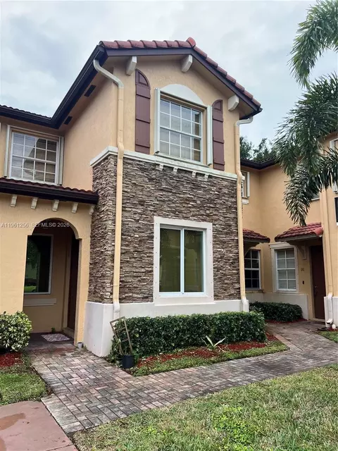 3330 NE 13th Cir Dr #108-22, Homestead, FL 33033