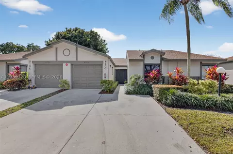 8200 Whispering Palm Dr, Boca Raton, FL 33496