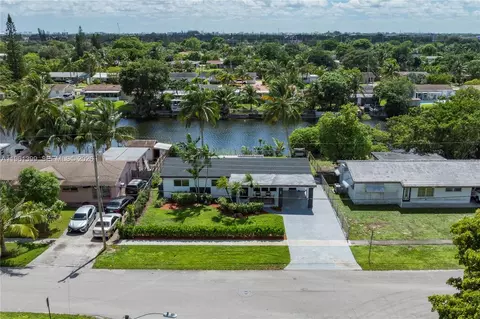 390 NW 40th St, Pompano Beach, FL 33064