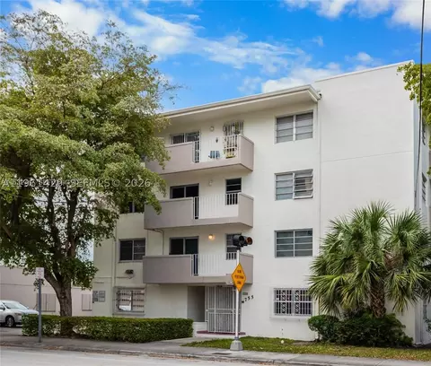 755 SW 6th St #6, Miami, FL 33130