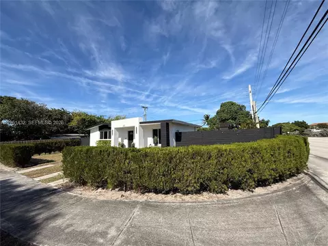 299 NE 46th St, Pompano Beach, FL 33064