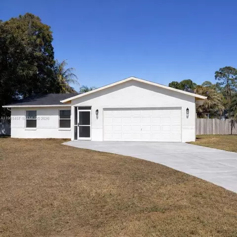 1819 SE Joy Haven St, Port Saint Lucie, FL 34983