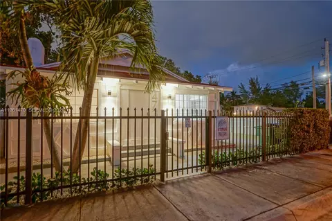 473 NE 61st St, Miami, FL 33137