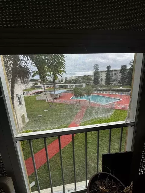 2859 Leonard Dr #G307, Aventura, FL 33160