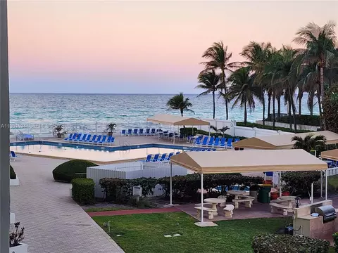 3505 S Ocean Dr #218, Hollywood, FL 33019