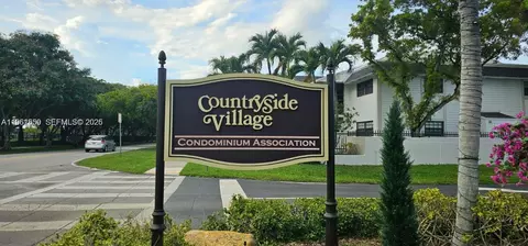 18965 NW 62nd Ave #202, Hialeah, FL 33015