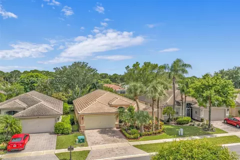 8046 Duomo Cir, Boynton Beach, FL 33472