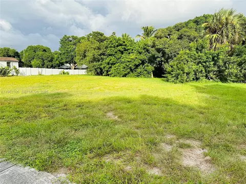 115 NW 4th Ave, Delray Beach, FL 33444