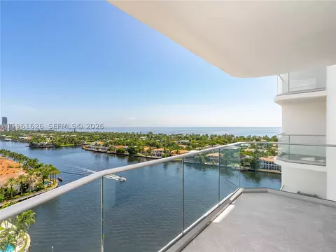 19707 Turnberry Way #18K, Aventura, FL 33180