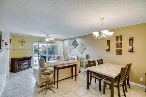 1400 NE 57th Ct #301, Fort Lauderdale, FL 33334