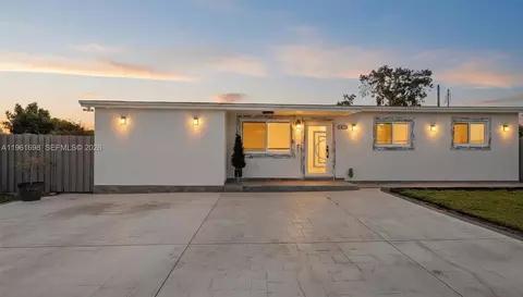 22301 SW 117th Pl, Miami, FL 33170