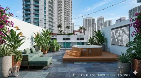 90 SW 3rd St #TH706, Miami, FL 33130