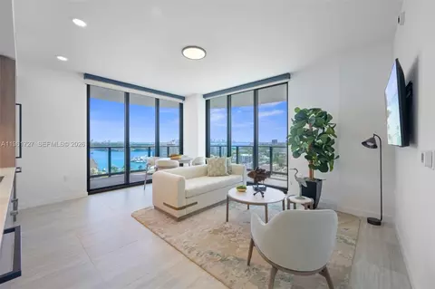 580 72nd St #1210, Miami Beach, FL 33141