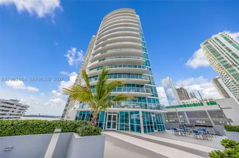 480 NE 30th St #1402, Miami, FL 33137