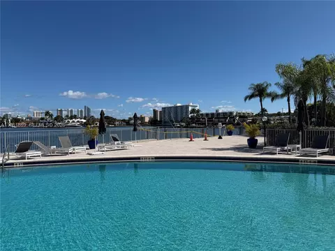 16546 NE 26th Ave #6H, North Miami Beach, FL 33160