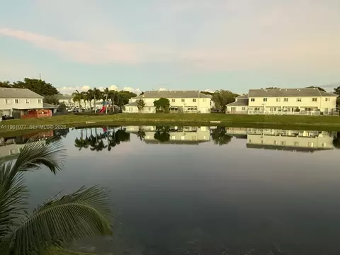 14111 SW 121st Pl #4, Miami, FL 33186