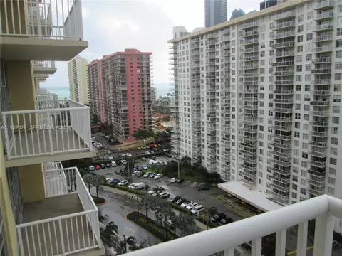 231 174th St #1706, Sunny Isles Beach, FL 33160