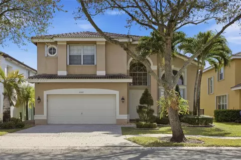 16460 SW 30th St, Miramar, FL 33027