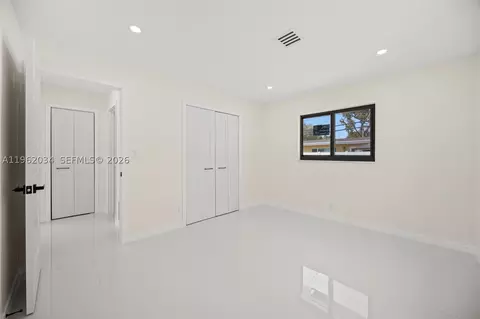 21 SE 7th St, Pompano Beach, FL 33060 photo 23