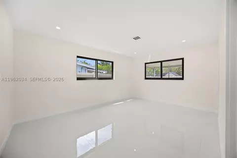 21 SE 7th St, Pompano Beach, FL 33060 photo 24