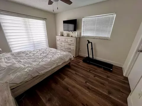 Bedroom - 2551 W 64th Pl, Hialeah, FL 33016 photo 1 of 2