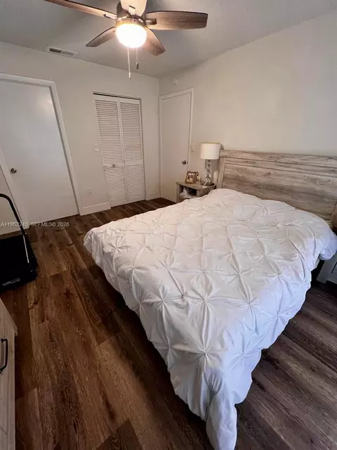 Bedroom - 2551 W 64th Pl, Hialeah, FL 33016 photo 2 of 2